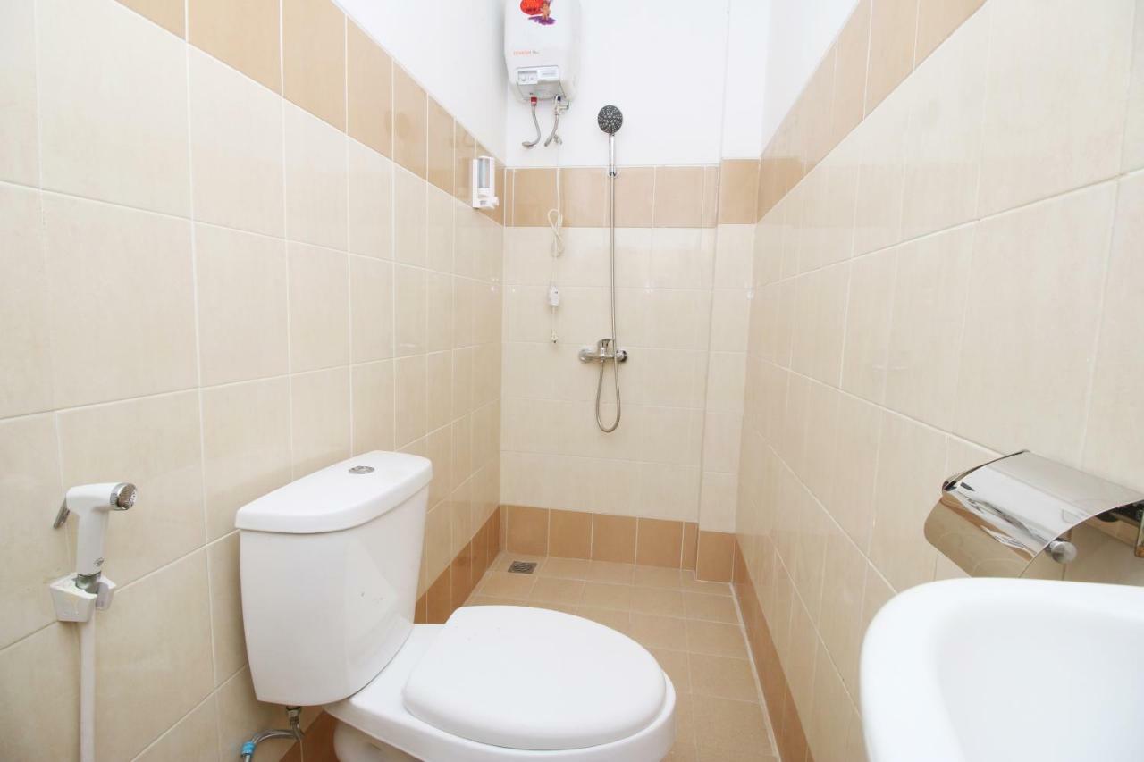 Хостел Kamar Keluarga Kampung Bali III Джакарта Экстерьер фото